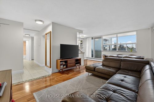 605-6390 Huggins St, Niagara Falls, ON, L2J1H1 | Card Image