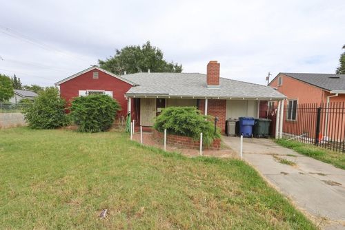 3744 Kern St, Sacramento, CA, 95838-3837 | Card Image