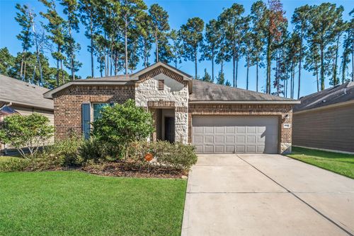 2055 Lost Timbers Dr, Conroe, TX, 77304-3221 | Card Image