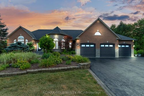 12572 Heritage Rd, Caledon, ON, L7C1T3 | Card Image