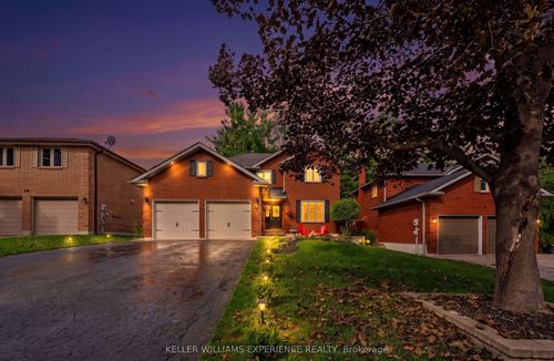 18 Florence Park Rd, Barrie, ON, L4N6Y8 | Card Image