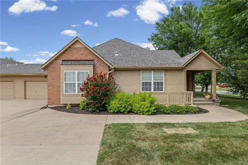 3002-15171 S Symphony Dr, Olathe, KS, 66062-7119 | Card Image