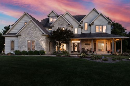 5762 Schmidt Ln, Yorkville, IL, 60560-9018 | Card Image
