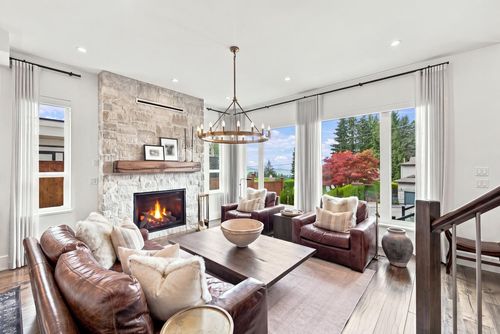 3840 Prospect Rd, North Vancouver, BC, V7N3L4 | Card Image