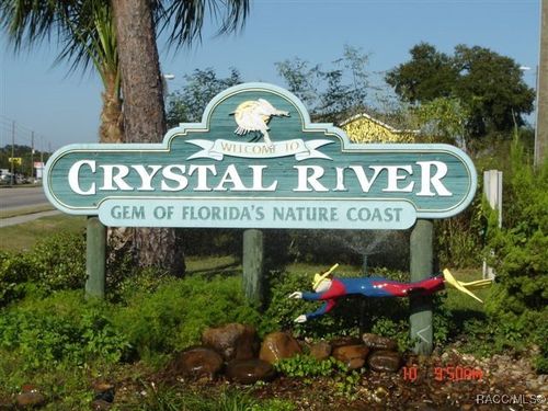 7970 W Delta Ct, Crystal River, FL, 34428-7936 | Card Image