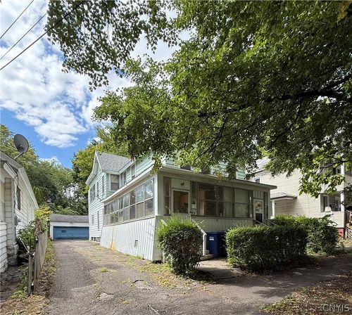 349 Elm St, Syracuse, NY, 13203-3105 | Card Image