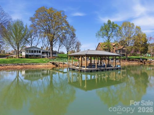 3832 Swanson Rd, Sherrills Ford, NC, 28673-8329 | Card Image