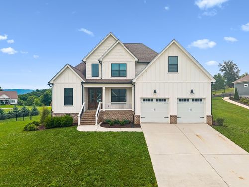 9215 Sir Charles Ct, Harrison, TN, 37341-3103 | Card Image