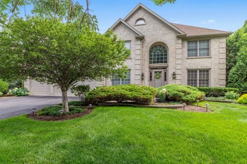 2660 Hoddam Rd, Naperville, IL, 60564-5873 | Card Image