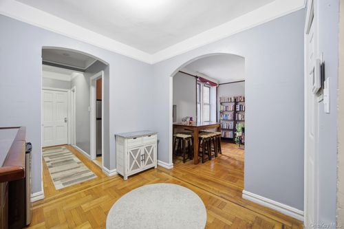 apt-3h-4755 39th Pl, Sunnyside, NY, 11104-4419 | Card Image