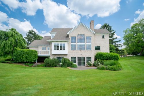 7491 Old Lantern Dr Se, Caledonia, MI, 49316-9004 | Card Image