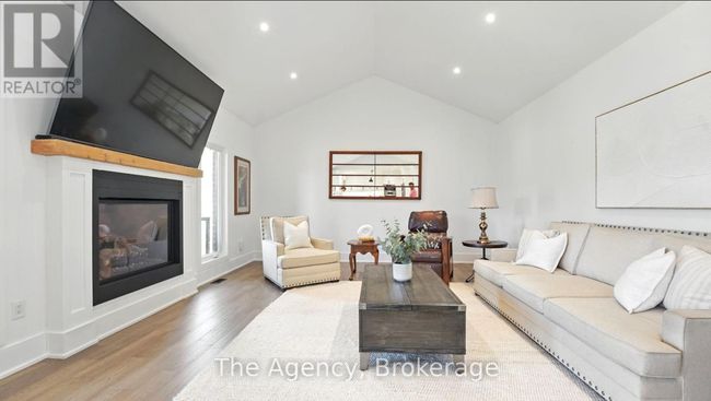 6598 County 10 Road, House other with 5 bedrooms, 5 bathrooms and 23 parking in Essa ON | Image 37