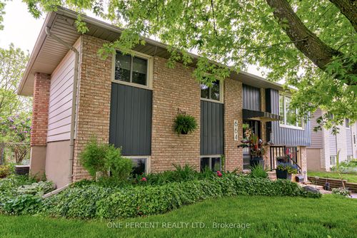 664 Highpoint Ave, Waterloo, ON, N2L4Z5 | Card Image