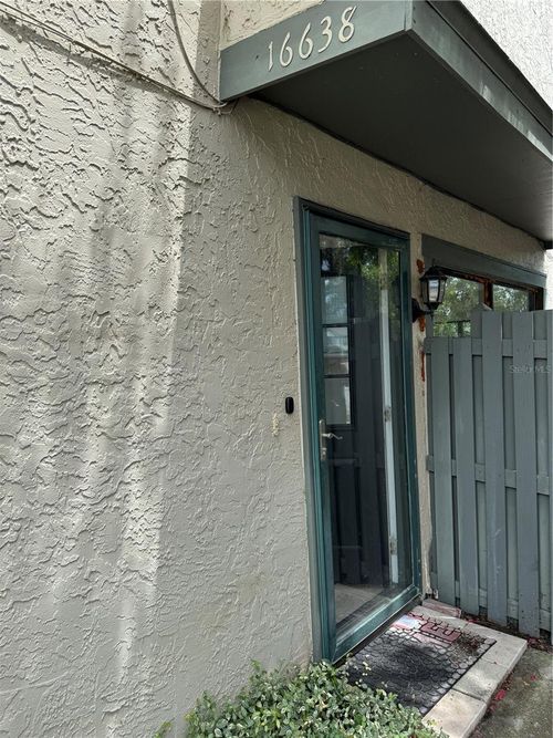 16638 Brigadoon Dr, Tampa, FL, 33618-1039 | Card Image