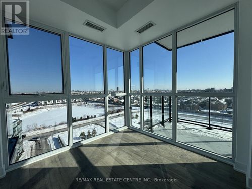 818-50 George Butchart Drive, Toronto (Downsview-Roding-CFB), ON, M3K0C9 | Card Image