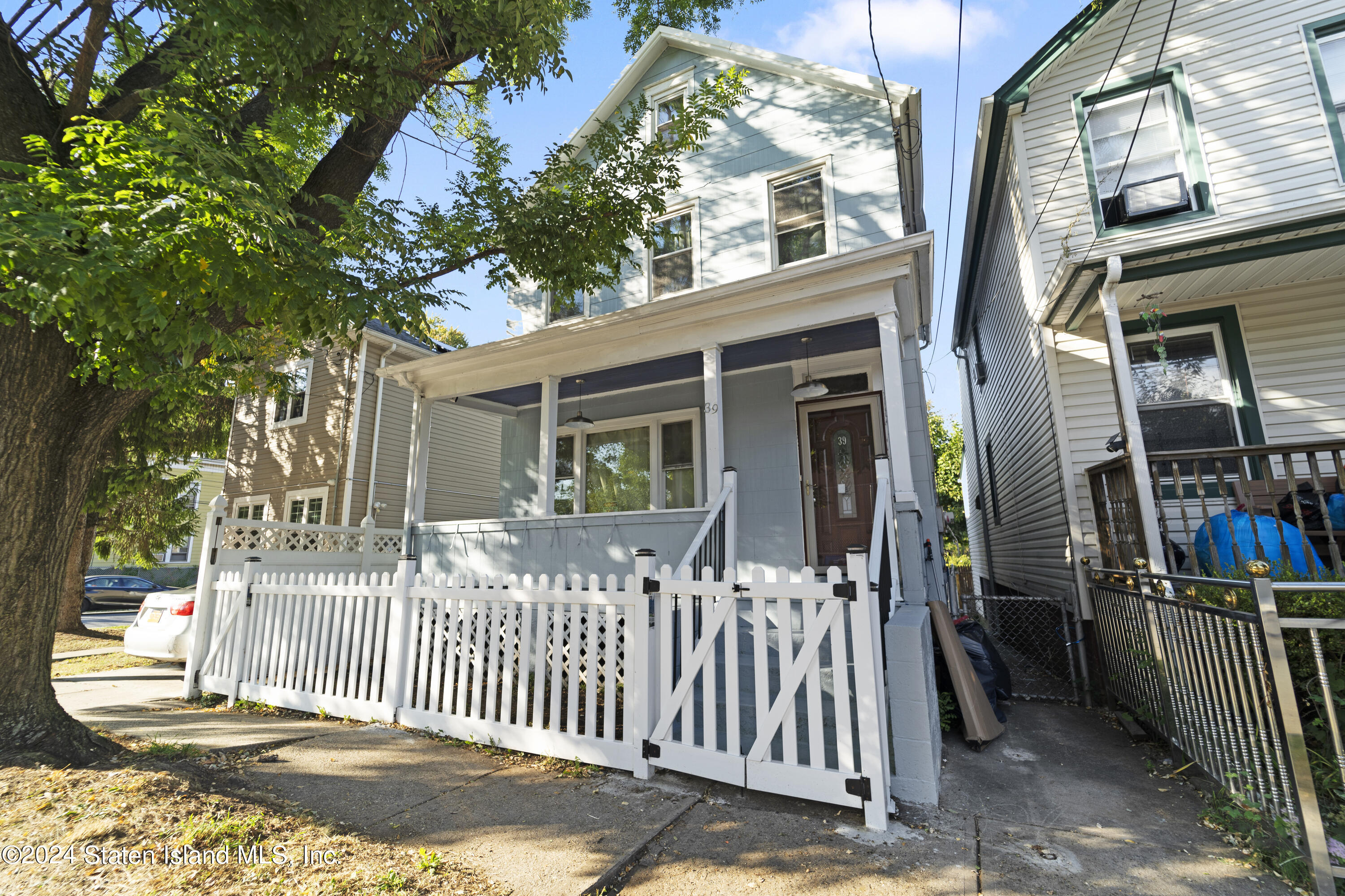 Osgood Ave, Staten Island, NY 10304