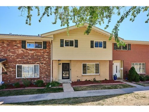 3952 S Yosemite St, Denver, CO, 80237 | Card Image