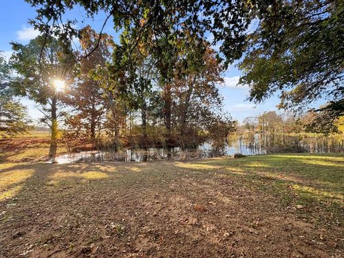 18300 S Rock Creek Rd, Shawnee, OK, 74801-9504 | Card Image