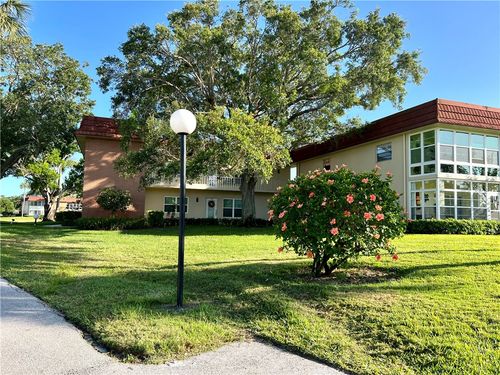 apt-106-94 Spring Lake Dr, VERO BEACH, FL, 32962-3007 | Card Image
