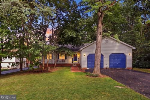 54 Burnside Dr, EAST BERLIN, PA, 17316-9384 | Card Image