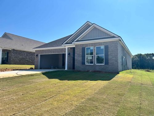 750 Edgemont Cir, Jonesboro, AR, 72405-8108 | Card Image