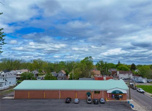 1618 18th St, Niagara Falls, NY, 14305-2946 | Card Image