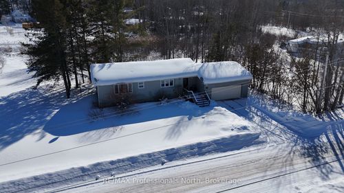 16 Anson St, Minden, ON, K0M2K0 | Card Image