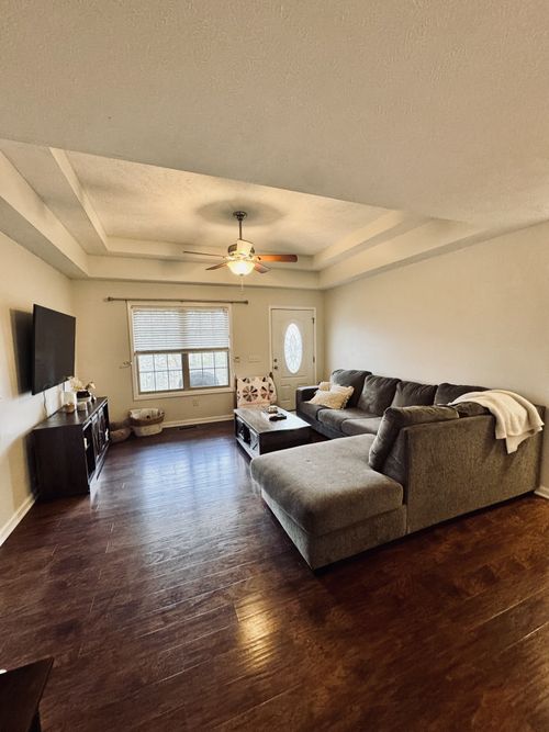 120 Skyview Dr, Carthage, TN, 37030-1777 | Card Image