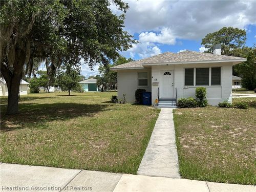 714 Hickory St, Sebring, FL, 33870-3821 | Card Image