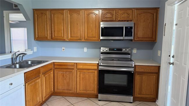 404 Spike Ct, House other with 3 bedrooms, 2 bathrooms and null parking in POINCIANA FL | Image 7