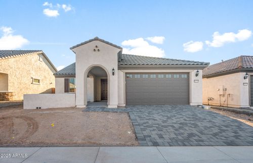 18716 N 268th Ave, Buckeye, AZ, 85396-5633 | Card Image