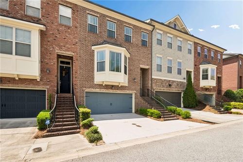 2154 W Village Ln Se, Smyrna, GA, 30080-9254 | Card Image