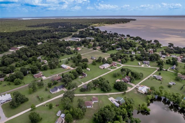 20 Coolcrest Dr, House other with 3 bedrooms, 2 bathrooms and 2 parking in Pointblank TX | Image 48