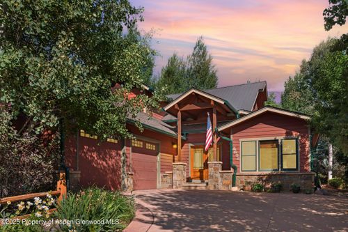 69 Old Midland Dr, Glenwood Springs, CO, 81601-4611 | Card Image