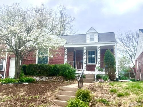 8751 Bridgeport Ave, Saint Louis, MO, 63144-1807 | Card Image