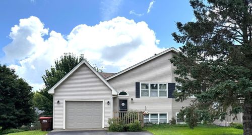 2851 Hillvale Ct, Oakdale, MN, 55128-4717 | Card Image