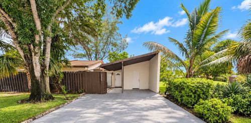 22344-22344 Palomita Dr, Boca Raton, FL, 33428-6176 | Card Image