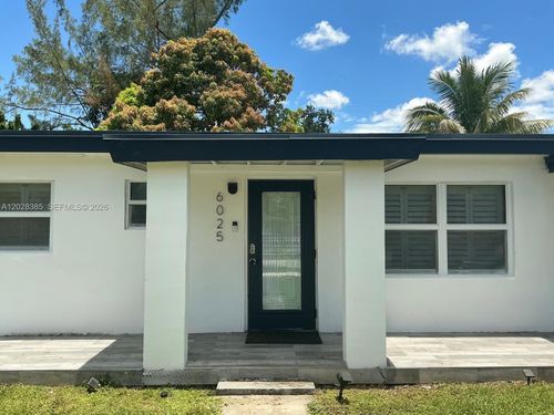 6025 Sw 40th St, Miramar, FL, 33023-5107 | Card Image