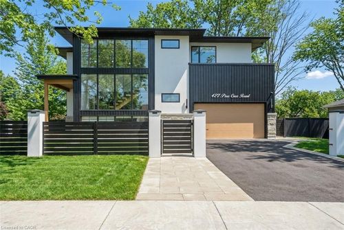 427 Pine Cove Rd, Burlington, ON, L7N1W4 | Card Image