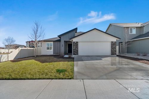 238 S Riggs Spring Ave, Meridian, ID, 83642-5697 | Card Image