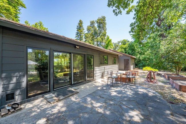 2551 S Waverly Ave, House other with 3 bedrooms, 2 bathrooms and null parking in Redding CA | Image 26