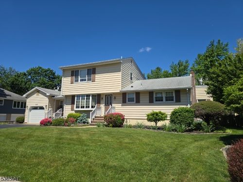 507 Netherwood Ave, Piscataway, NJ, 08854-4043 | Card Image