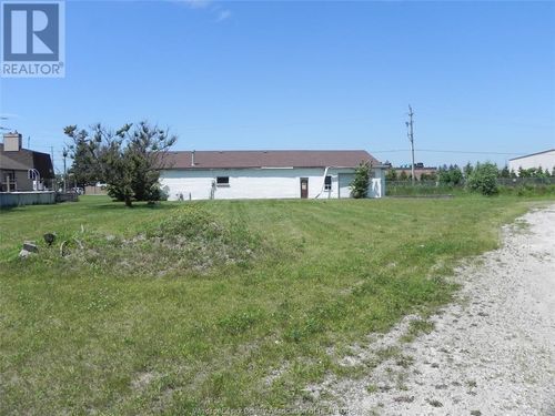 6 Peter Ave, Leamington, ON, N8H | Card Image