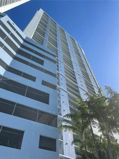 3610-335 S Biscayne Blvd, Miami, FL, 33131-2360 | Card Image