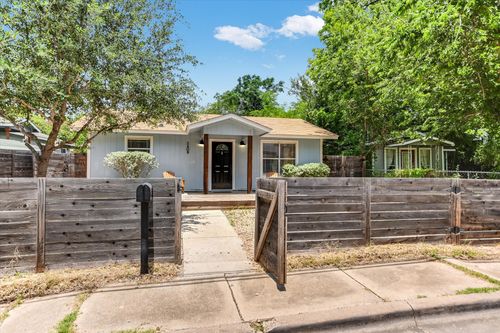 2408 E 9th St, Austin, TX, 78702-3534 | Card Image