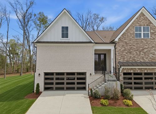 3072 Wiltshire Park Pl, Hermitage, TN, 37076-1676 | Card Image