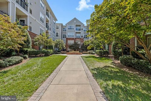 unit-272-4862 Eisenhower Ave, ALEXANDRIA, VA, 22304-7353 | Card Image