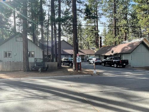 1036 Moss Rd, South Lake Tahoe, CA, 96150-8881 | Card Image
