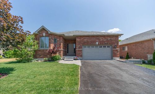 17 Old Trafford Dr, Hastings, ON, K0L1Y0 | Card Image