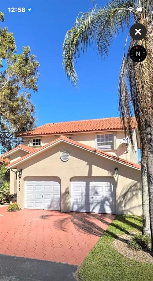 0-7415 Coldstream Dr, Hialeah, FL, 33015-2205 | Card Image
